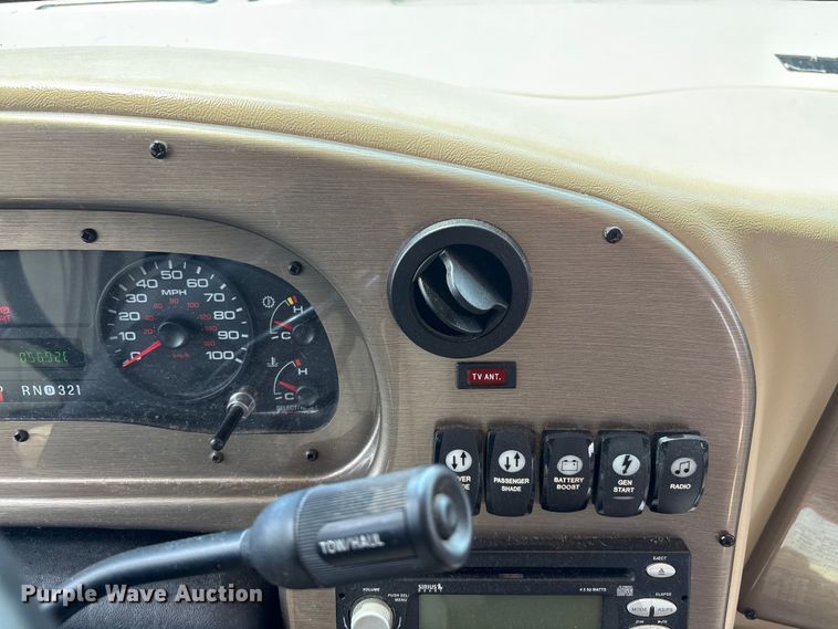 image for item EF1044 2006 Ford F550 RV