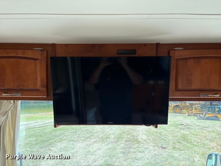 image for item EF1044 2006 Ford F550 RV