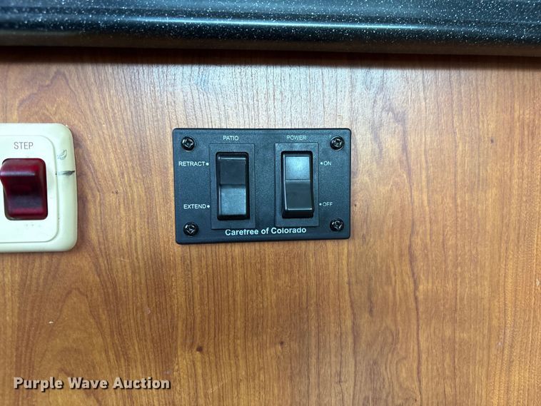 image for item EF1044 2006 Ford F550 RV