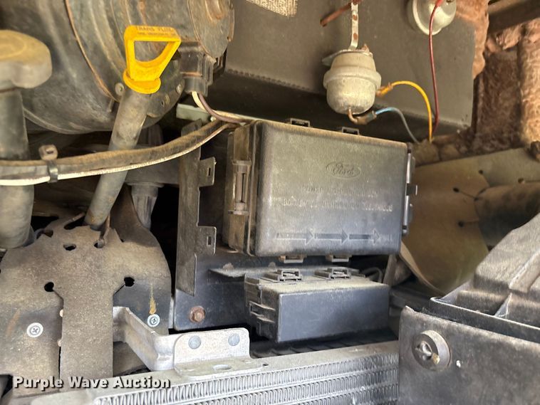 image for item EF1044 2006 Ford F550 RV