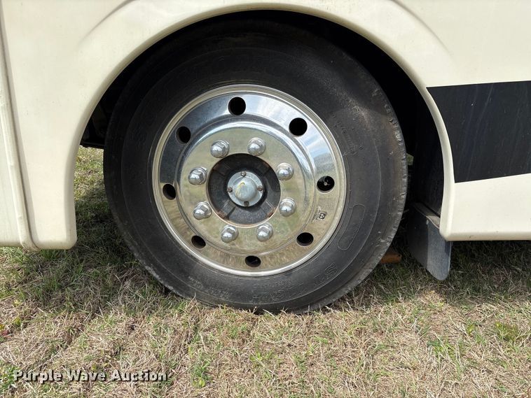 image for item EF1044 2006 Ford F550 RV