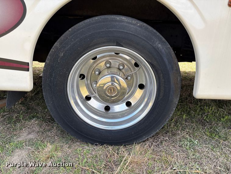 image for item EF1044 2006 Ford F550 RV