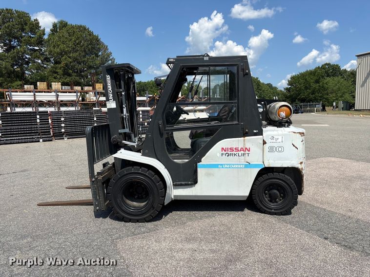 image for item EF1238 2015 Nissan PF90YLP forklift
