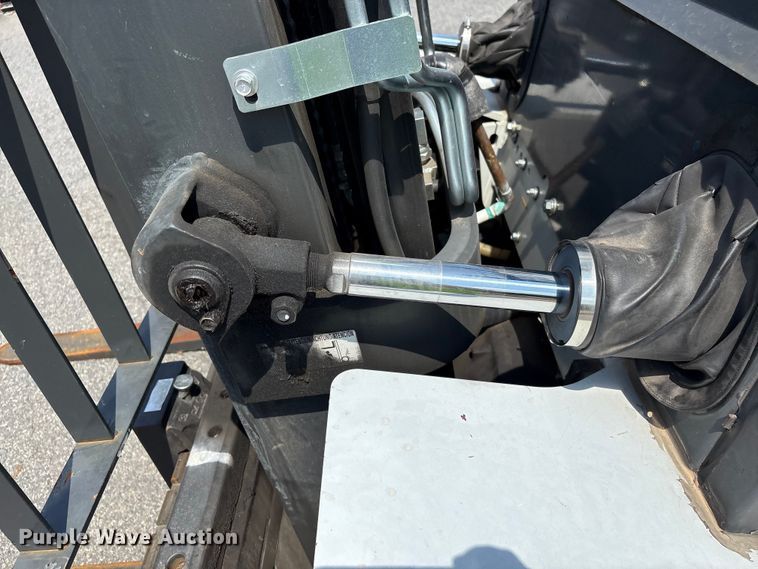 image for item EF1238 2015 Nissan PF90YLP forklift