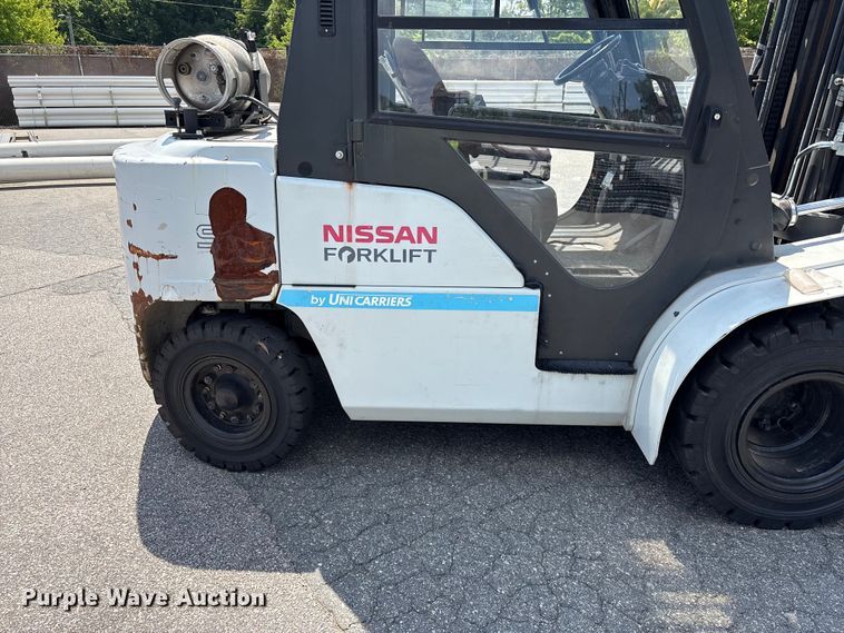 image for item EF1238 2015 Nissan PF90YLP forklift