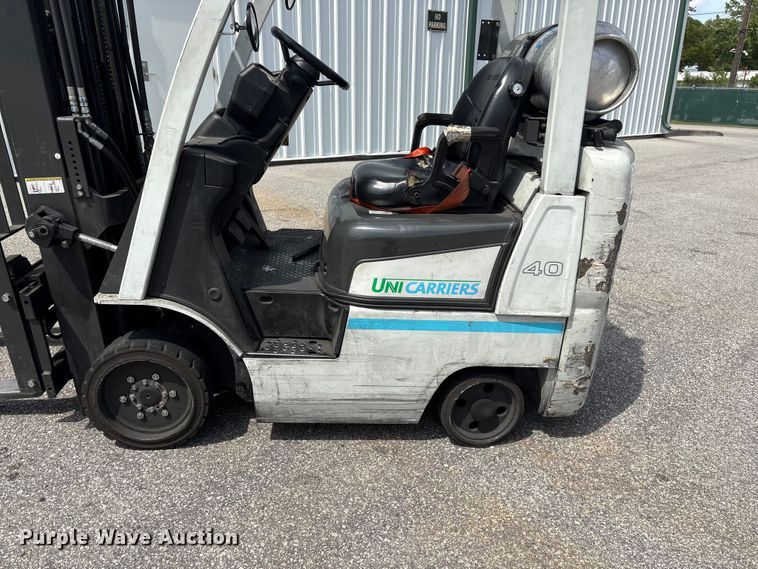 image for item EF1241 2018 UniCarriers CFS40 forklift