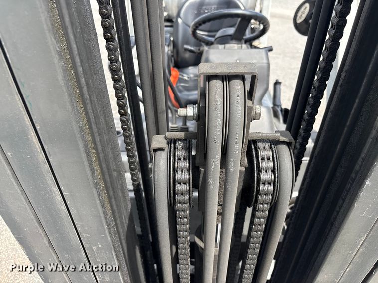 image for item EF1241 2018 UniCarriers CFS40 forklift