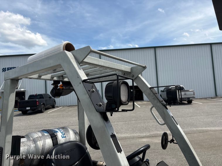 image for item EF1241 2018 UniCarriers CFS40 forklift