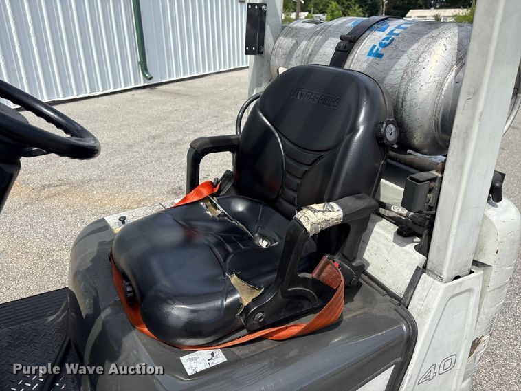 image for item EF1241 2018 UniCarriers CFS40 forklift