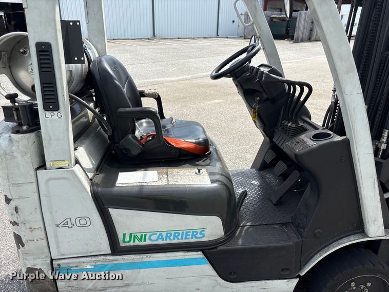 image for item EF1241 2018 UniCarriers CFS40 forklift