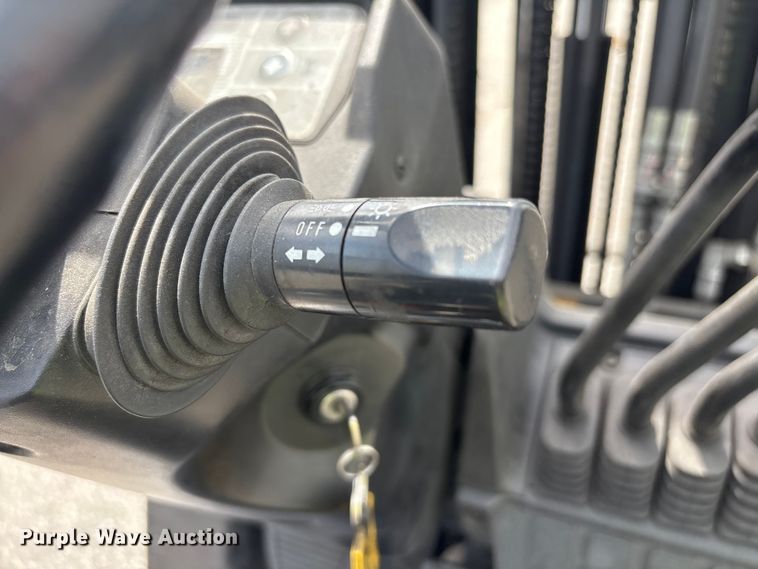 image for item EF1241 2018 UniCarriers CFS40 forklift
