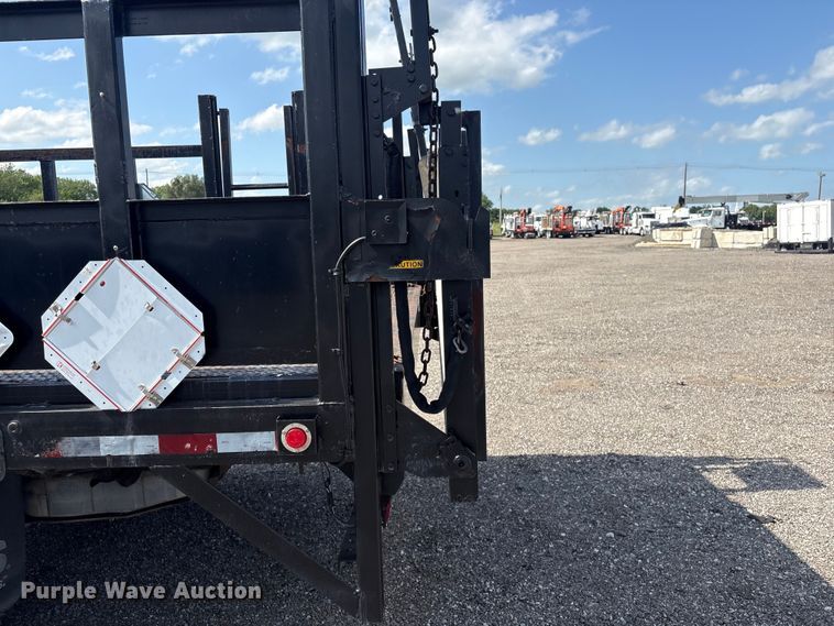 image for item EG5884 2007 Ford F450 Super Duty flatbed truck