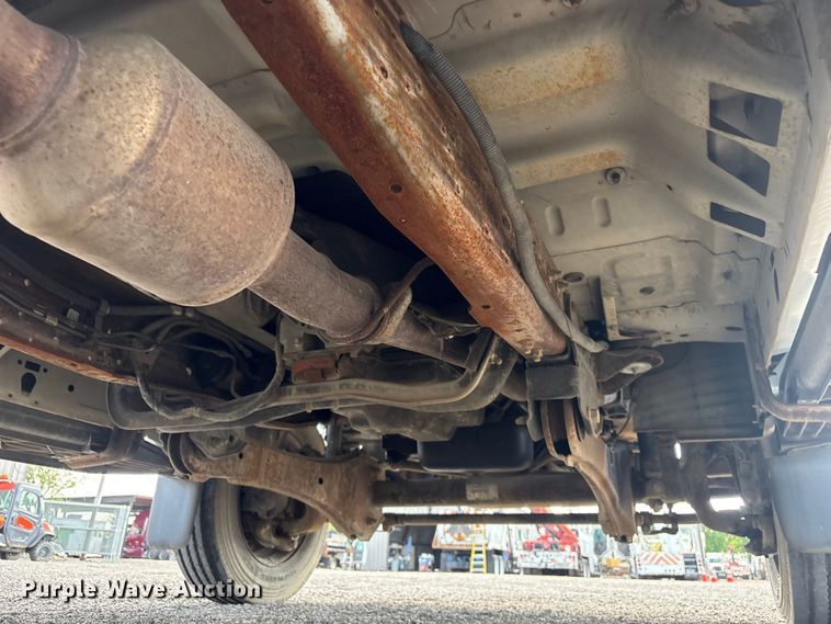 image for item EG5884 2007 Ford F450 Super Duty flatbed truck