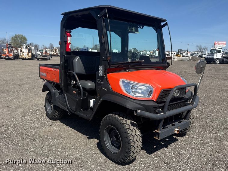 image for item EG8890 2013 Kubota RTV-X900 utility / service truck