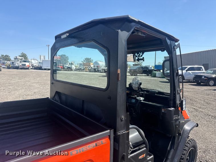image for item EG8890 2013 Kubota RTV-X900 utility / service truck