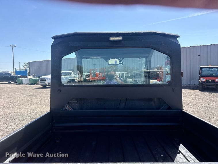 image for item EG8890 2013 Kubota RTV-X900 utility / service truck