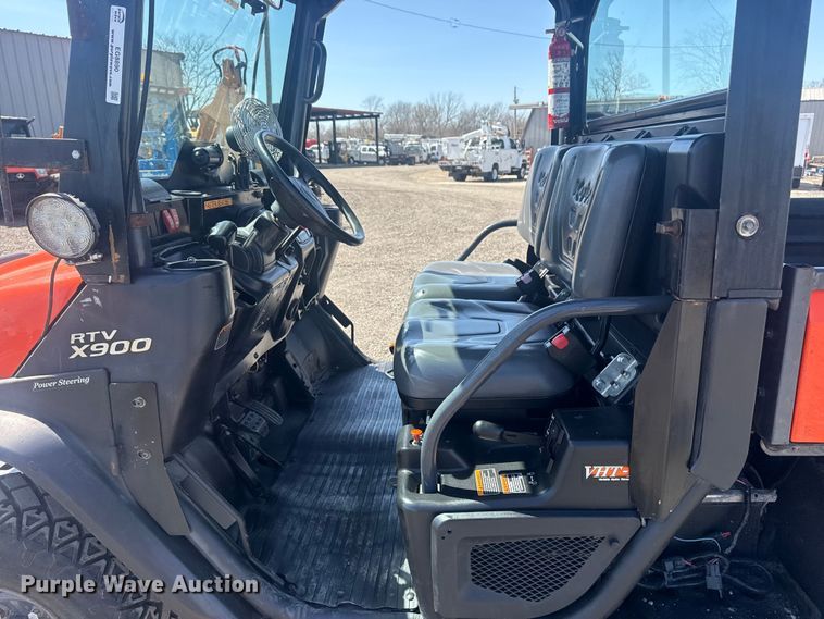 image for item EG8890 2013 Kubota RTV-X900 utility / service truck