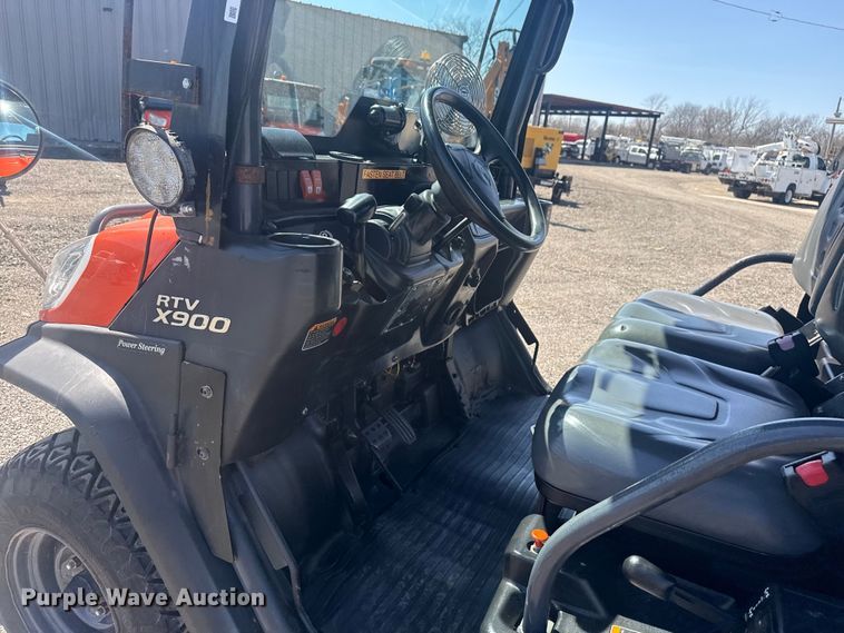 image for item EG8890 2013 Kubota RTV-X900 utility / service truck