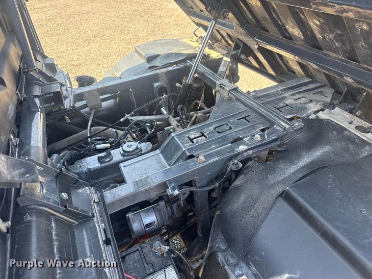 image for item EG8890 2013 Kubota RTV-X900 utility / service truck