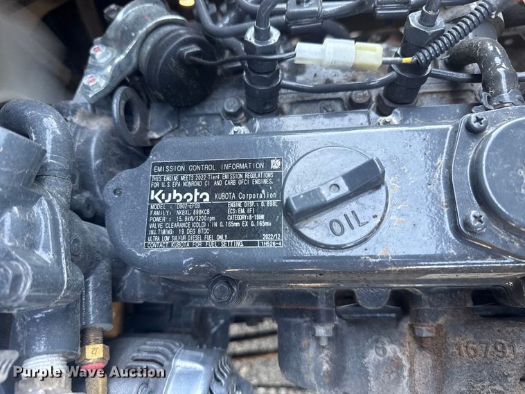 image for item EG8890 2013 Kubota RTV-X900 utility / service truck