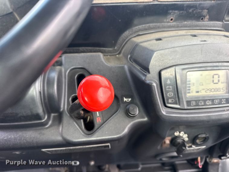 image for item EG8966 2015 Kubota RTV-X900 utility vehicle