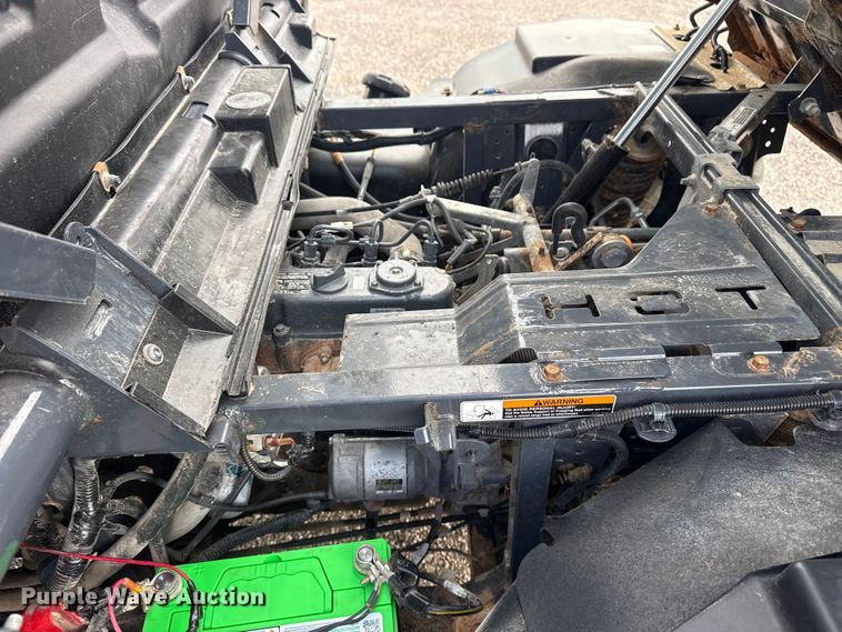 image for item EG8966 2015 Kubota RTV-X900 utility vehicle