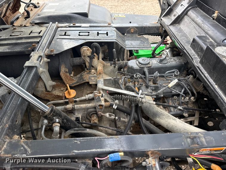 image for item EG8966 2015 Kubota RTV-X900 utility vehicle