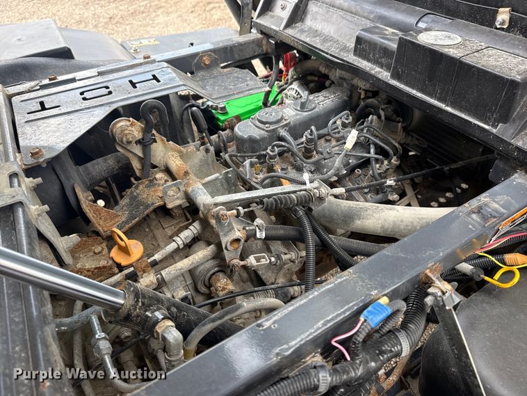 image for item EG8966 2015 Kubota RTV-X900 utility vehicle