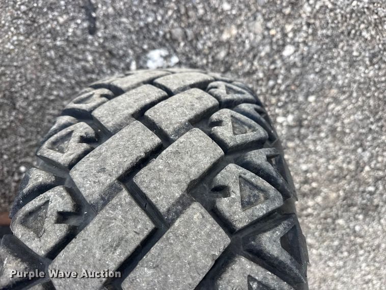 image for item EG8966 2015 Kubota RTV-X900 utility vehicle