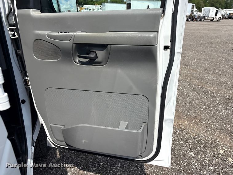 image for item EG9122 2008 Ford E150 handicap accessible prisoner transport van