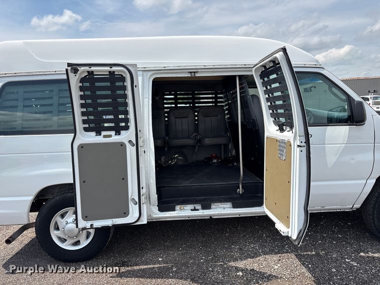 image for item EG9122 2008 Ford E150 handicap accessible prisoner transport van