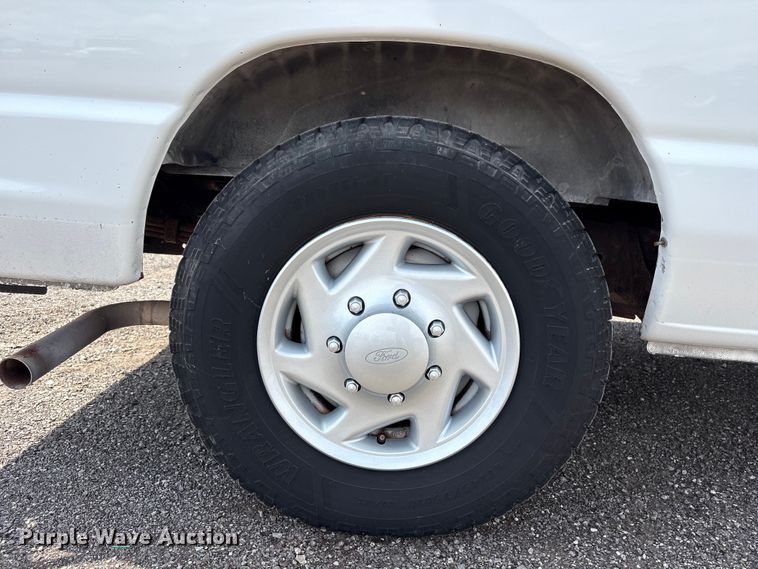 image for item EG9122 2008 Ford E150 handicap accessible prisoner transport van