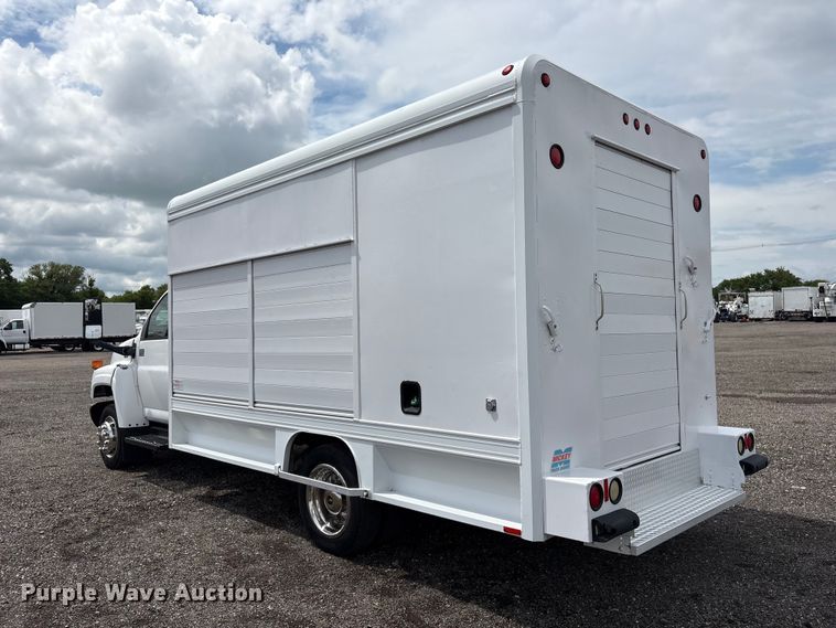 image for item EG9137 2007 Chevrolet C4500 box truck
