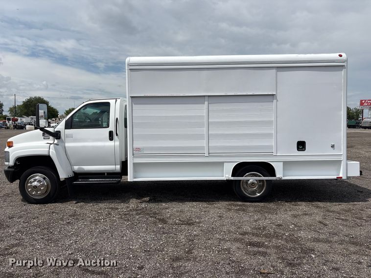image for item EG9137 2007 Chevrolet C4500 box truck