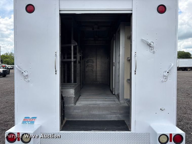 image for item EG9137 2007 Chevrolet C4500 box truck