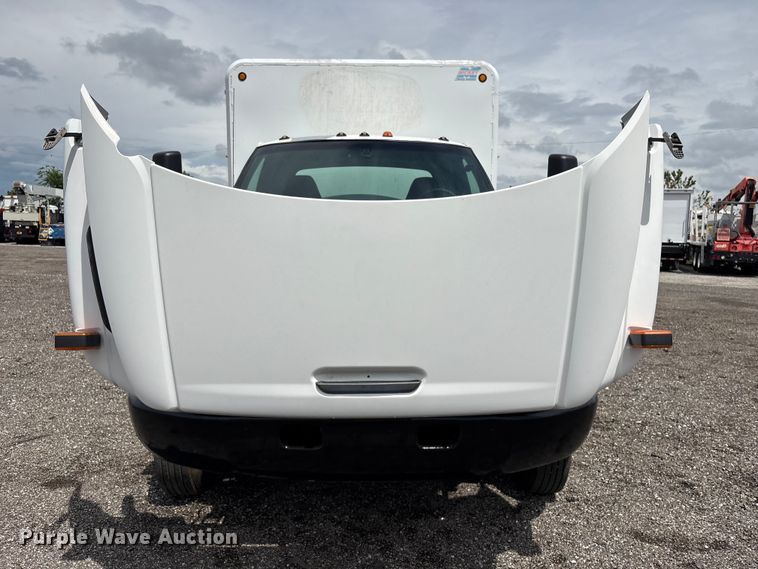 image for item EG9137 2007 Chevrolet C4500 box truck