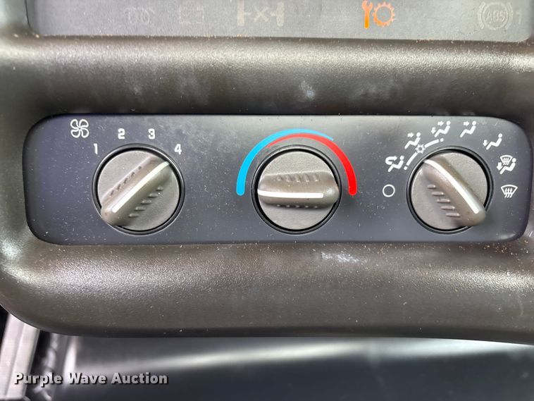 image for item EG9137 2007 Chevrolet C4500 box truck