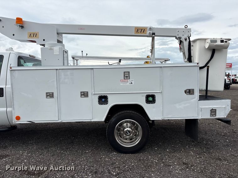 image for item EG9140 2012 Ford F450 Super Duty bucket truck