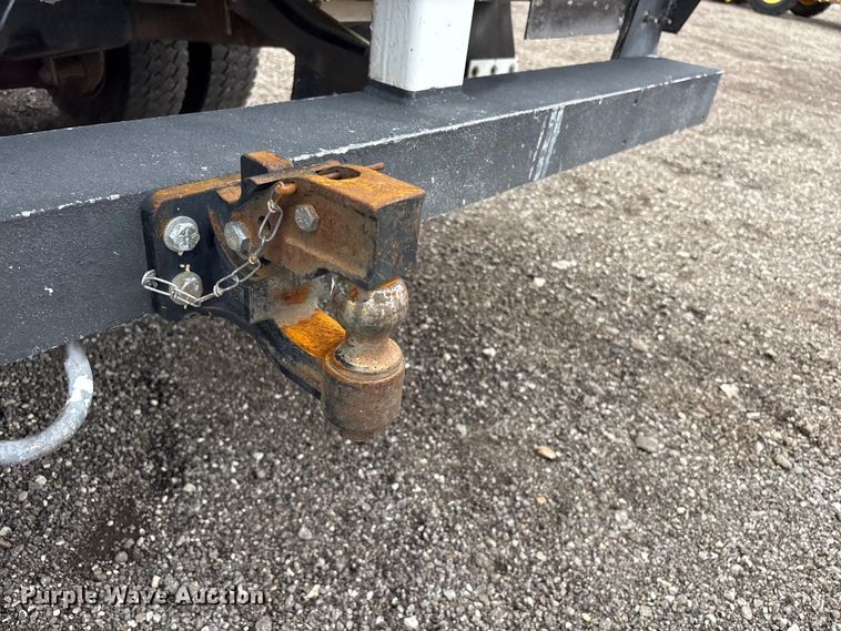 image for item EG9140 2012 Ford F450 Super Duty bucket truck
