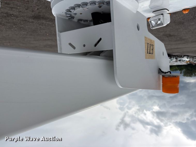 image for item EG9140 2012 Ford F450 Super Duty bucket truck