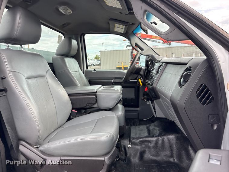 image for item EG9140 2012 Ford F450 Super Duty bucket truck