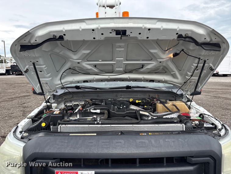 image for item EG9140 2012 Ford F450 Super Duty bucket truck