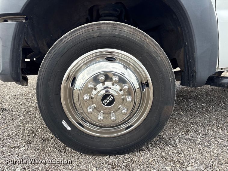 image for item EG9140 2012 Ford F450 Super Duty bucket truck