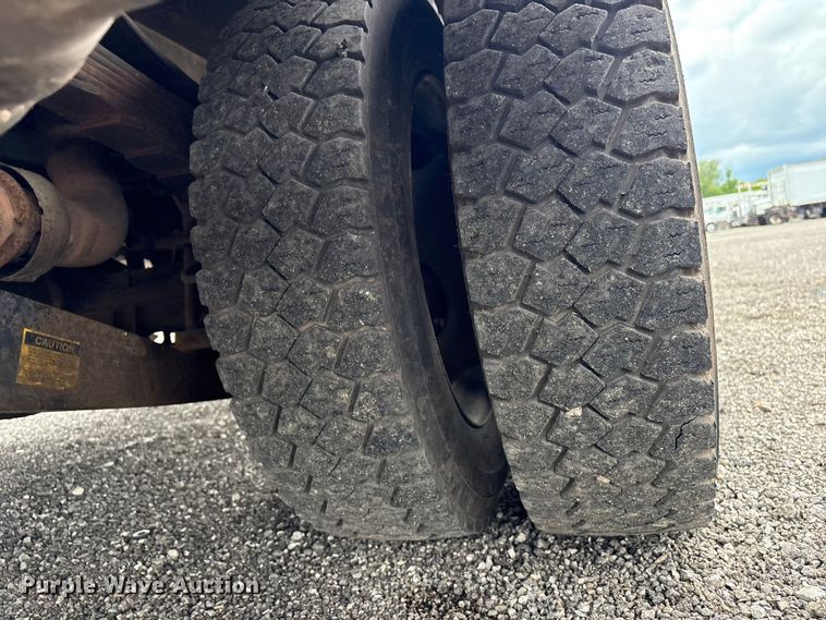 image for item EG9140 2012 Ford F450 Super Duty bucket truck