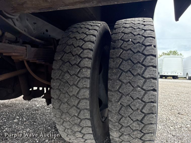image for item EG9140 2012 Ford F450 Super Duty bucket truck