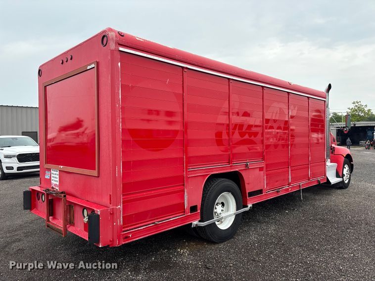 image for item EG9151 2012 Kenworth T370 delivery truck