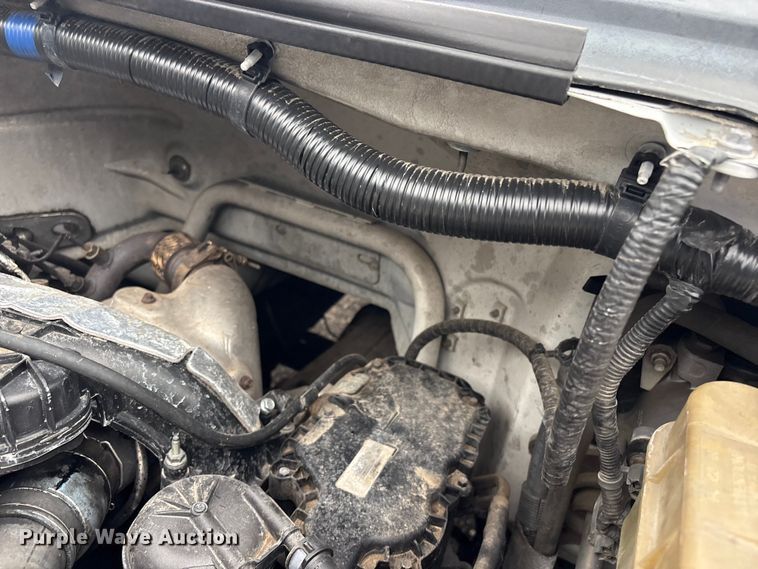 image for item EG9153 2016 Ford F650 Super Duty box truck