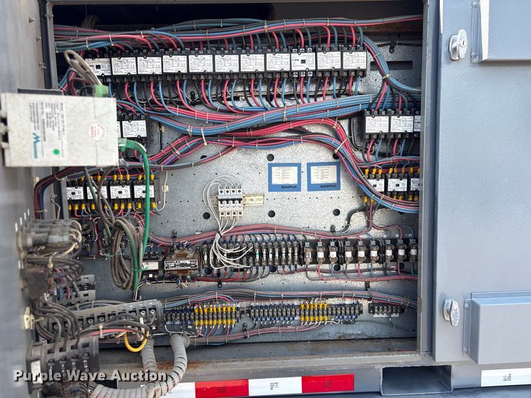 image for item EG9158 2002 Simplex loadbank trailer