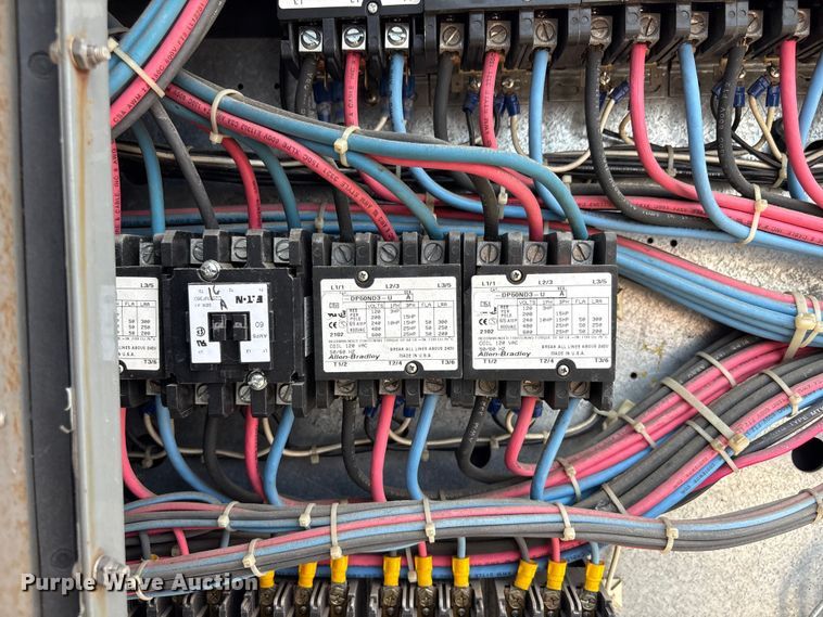 image for item EG9158 2002 Simplex loadbank trailer