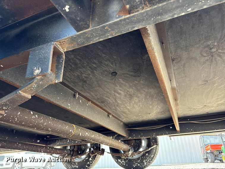 image for item EG9159 2014 Forest River enclosed cargo trailer